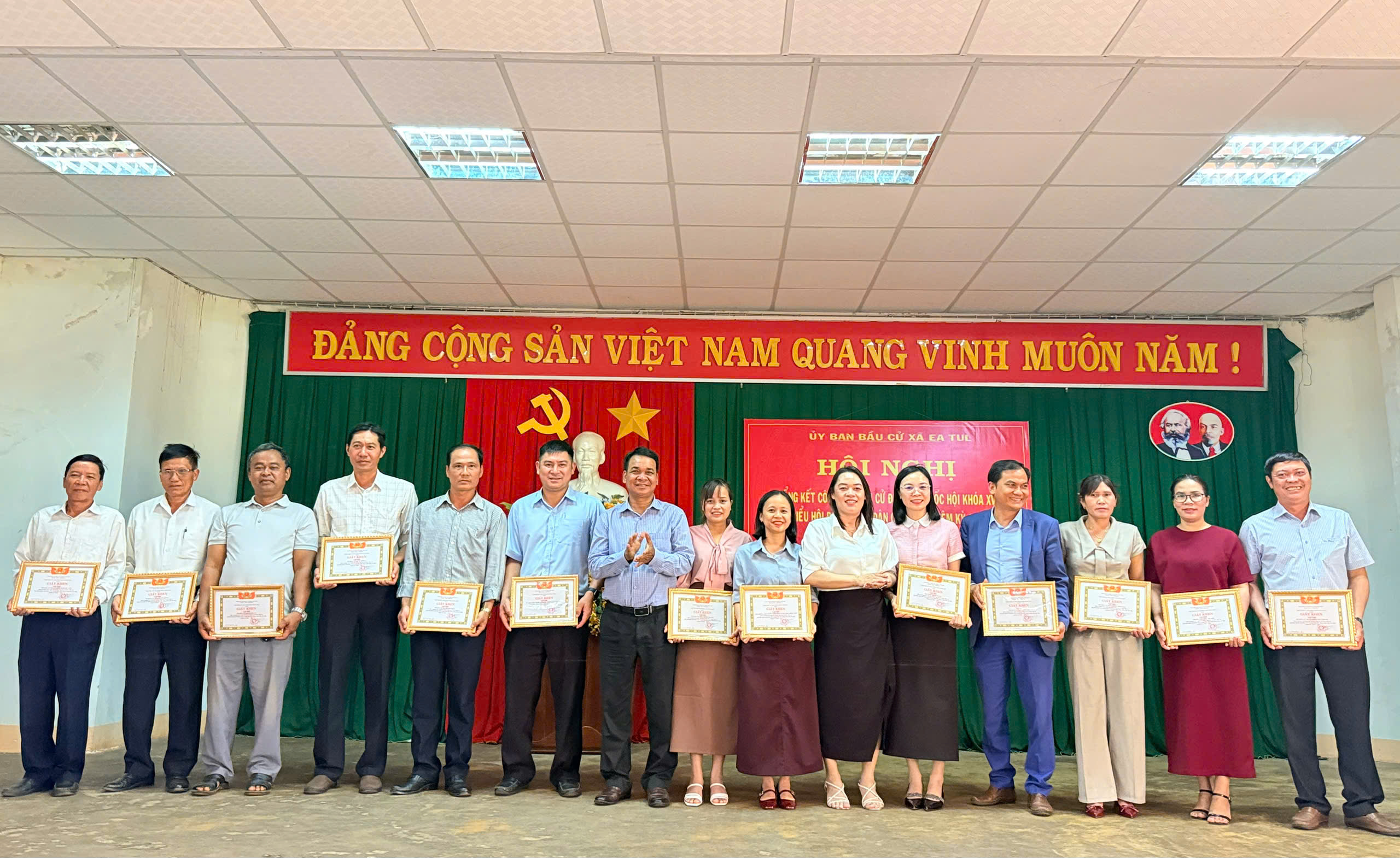 z7649627106885_7bc39bc23723dd8d68a0d3100e5fc95c