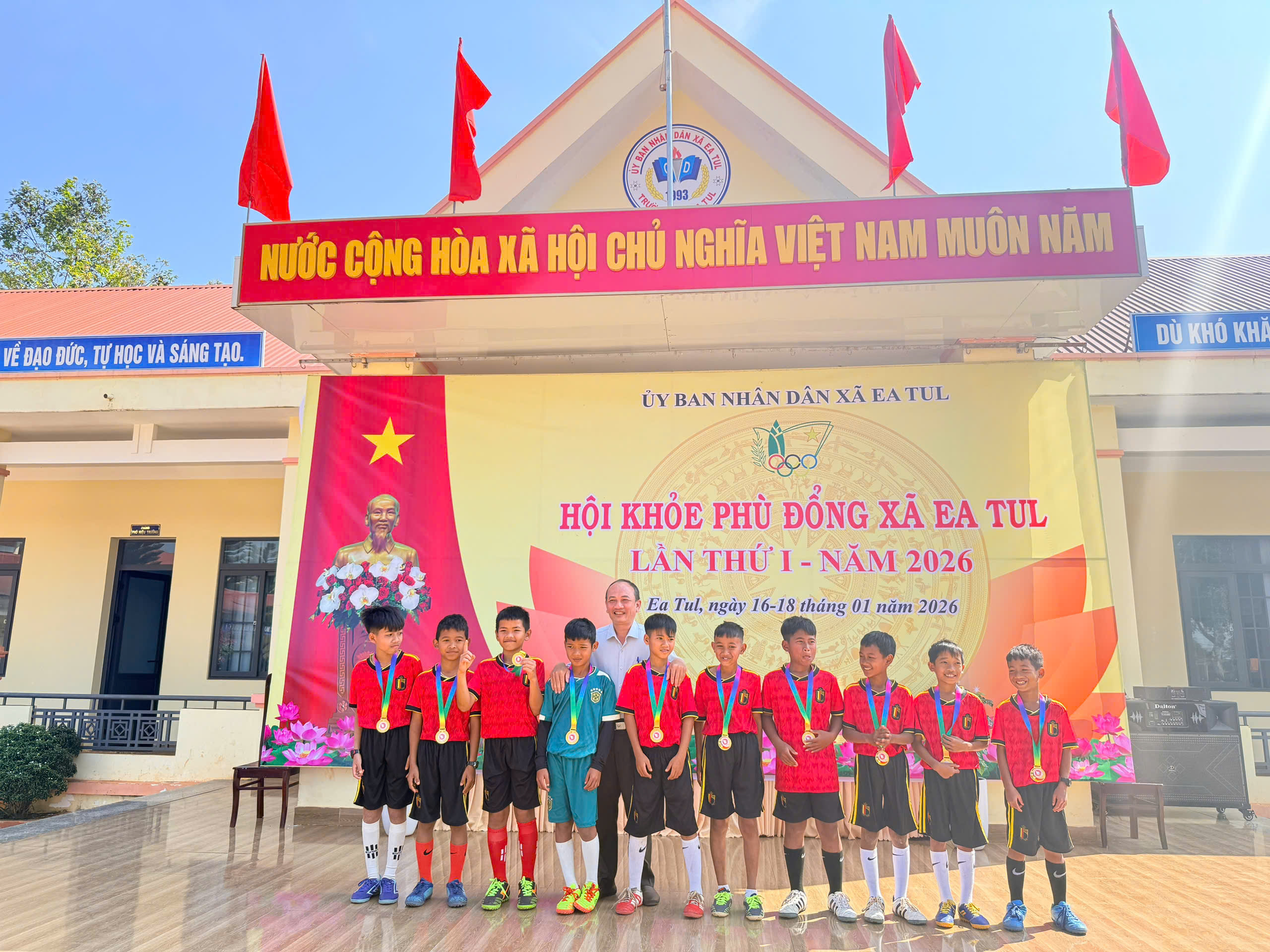 z7443843312402_7e9c5d2d55fd57c6e590fcc0baa03f92