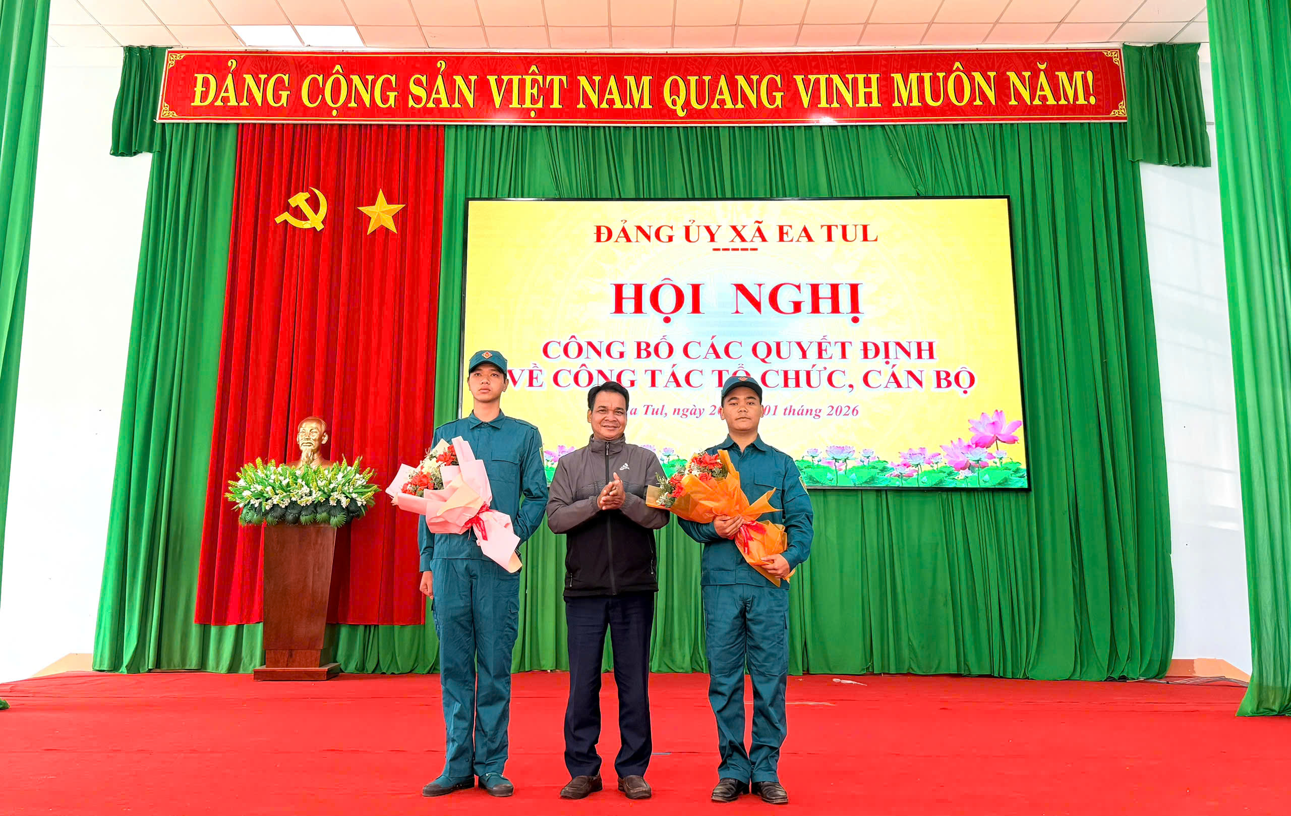 z7449593352227_cea66e59aedfe74971509da2f526215b