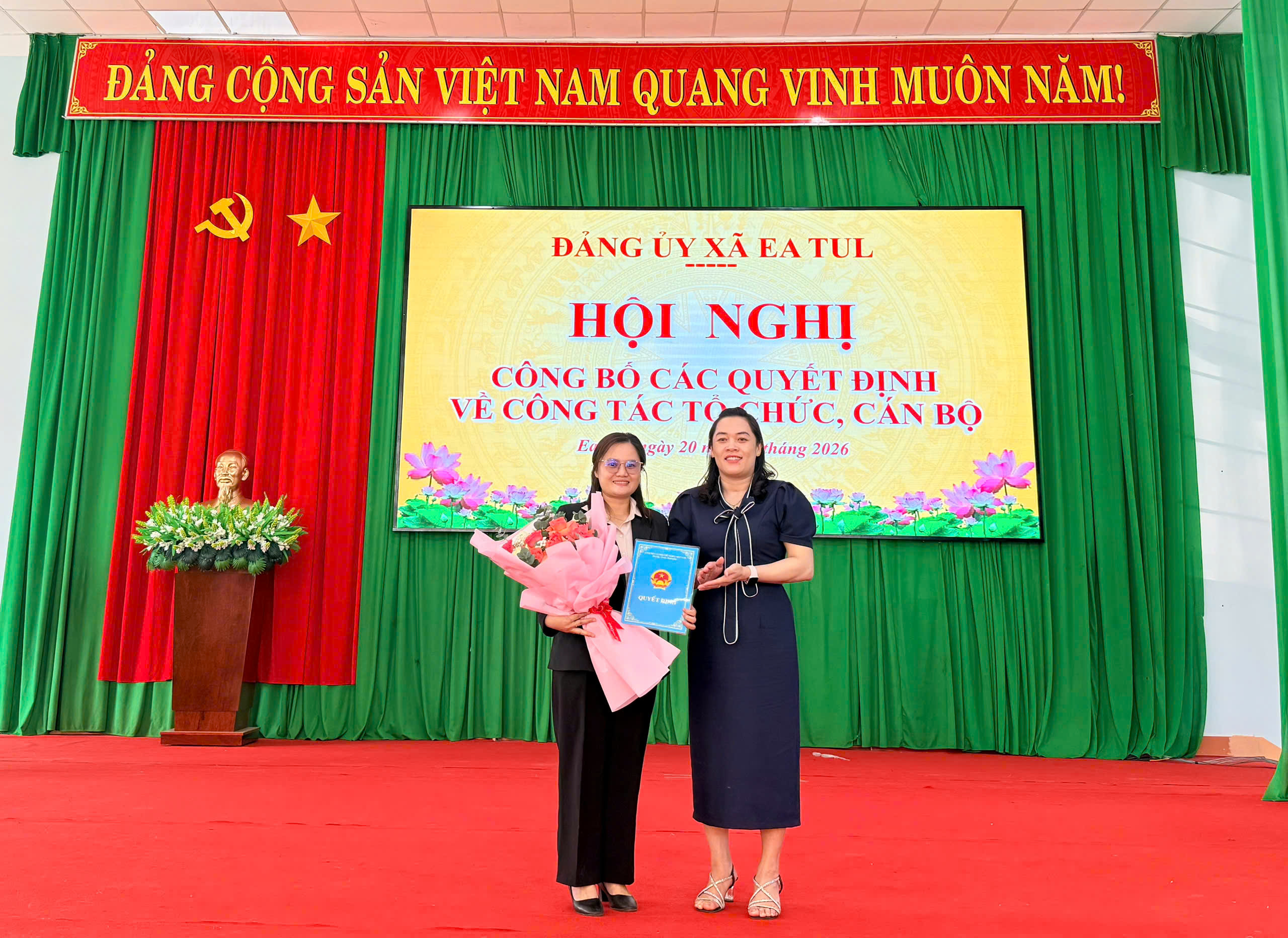 z7449593352437_d0e85c386fb64d79f44bcde7121308c2