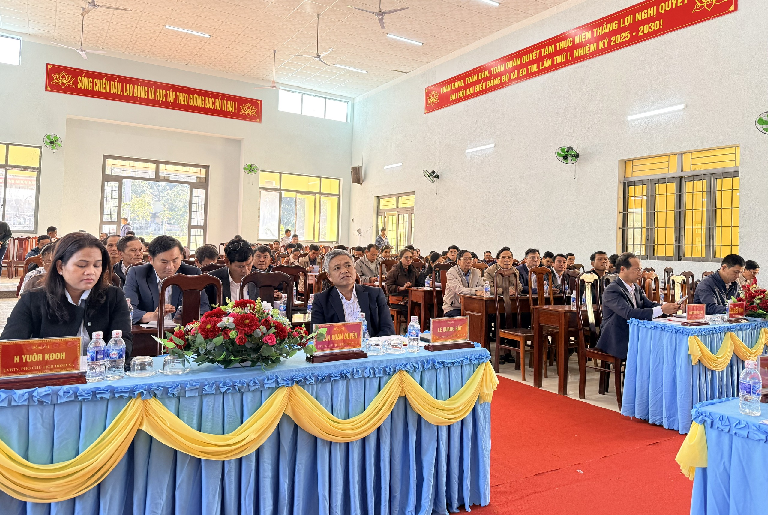 z7435551107511_541bf383e33640e56b92bcaed8f15db4