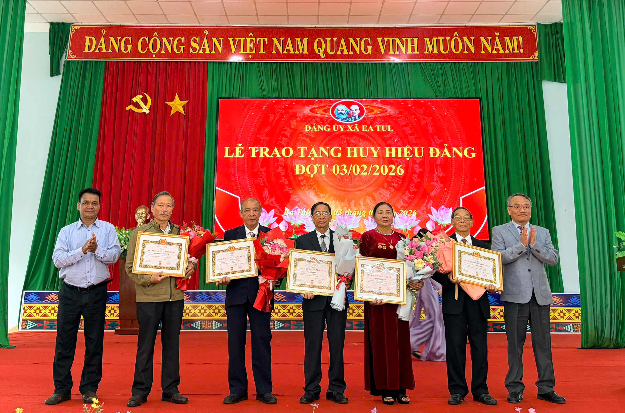 z7495544987620_09b180959a6854847ea10798bb5200bd