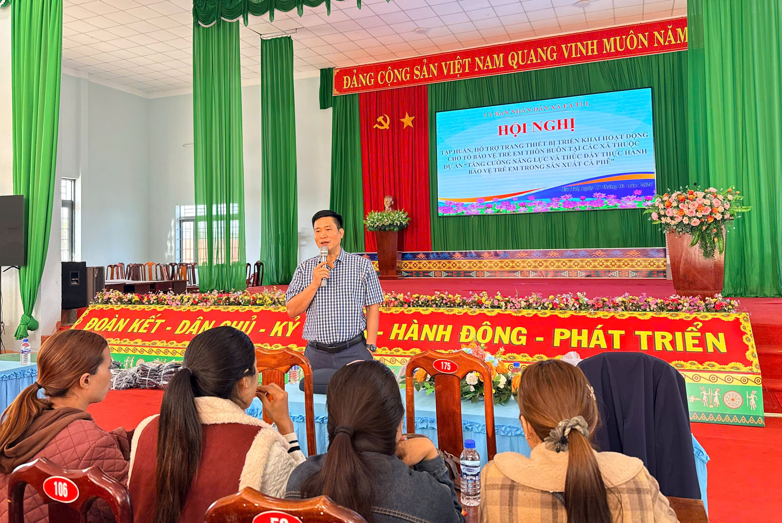 Xã Ea Tul tập huấn nâng cao năng lực cho Tổ bảo vệ trẻ em thôn, buôn